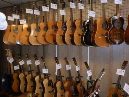 グラスホッパー ギターズ 東京都世田谷区代田 Topページ 楽器店詳細 Jギター