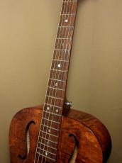 Dobro Original Hound Dog_8