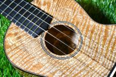 tkitki ukulele C-CUSTOM-CURLY MANGO Concert【S/N 1659】_9