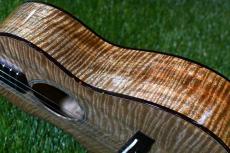 tkitki ukulele T-CUSTOM-CURLY MANGO Tenor【S/N 1661】_13