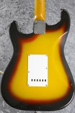 Fender 1966 Stratocaster / Sunburst [3.50kg] [ほぼストレート個体]_4