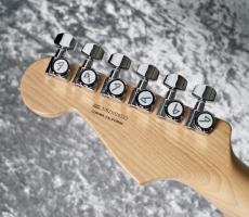 Fender FSR American Ultra II Stratocaster HSS Roasted Maple / Aurora Metallic Flop [3.94kg]【限定モデル】_9