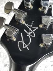 Gibson 2012 Kirk Hammett Flying V  Aged & Signed「USED」レアモデル! 4Fメタルギターフロア取り扱い_9