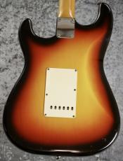 Fender 1965 Stratocaster / 3Tone Sunburst [3.63kg]_7