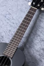 Martin 0X Tenor Uke Black_4