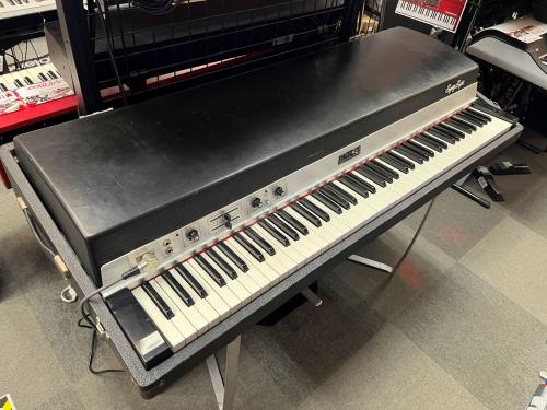 Rhodes Mark I Suitcase Piano Eighty-Eight 88鍵