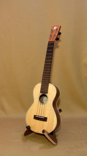 Sagano Musical Instrument Works Concert Ukulele Walnut