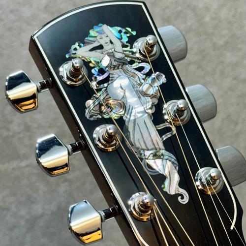 Larrivee 【現物動画あり】OM-10 Mucha Lady & Vine #142702【ミュシャ・レディ】