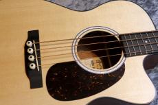 Martin 000CJR-10E BASS #2861654【少し小ぶりなエレアコベース】【オール単板】【美杢!】【池袋在庫品】_3