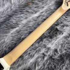 KRAMER NightSwan Vintage White with Aztec Graphic_8