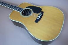 Martin D-35P / Old Style Decal Logo・Original Peg・Solid Spruce Top・Solid Rosewood Side and Back・Ebony Fingerboard and Bridge・1P-Mahogany Neck【With Original Hard Case】1989年製_3
