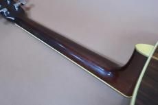 Martin D-35P / Old Style Decal Logo・Original Peg・Solid Spruce Top・Solid Rosewood Side and Back・Ebony Fingerboard and Bridge・1P-Mahogany Neck【With Original Hard Case】1989年製_11