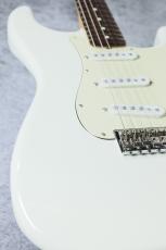 Fender FSR Made in Japan Traditional 60s Stratocaster -Olympic White- #JD25002762【約3.53kg】【CS製PU搭載】_10