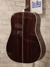 Martin 【王道モデル !】D-28 2021年製_3