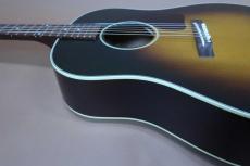 Gibson Custom Shop 1942 J-45 Banner Thin Finish / Script Logo・Banner Head・Nickel Kluson Peg・Adirondack Red Spruce Top・Mahogany Side and Back・19F-Joint・Rectangle Bridge and Long Saddle【With Original Case】2020_13