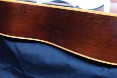 Gibson J-45 / Original Peg・Jacaranda Fingerboard and Belly Bridge・Straight Saddle・One Ring Rosette・Large Pick-guard・Spruce Top・Mahogany Side and Back【With Hard Case】 1957年製_3