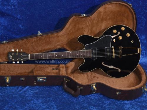 Archtop Tribute AT130 Black Beauty
