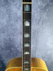 Gibson J-200_3