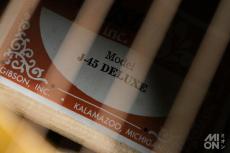 Gibson J-45 Deluxe Sunburst 1978_7