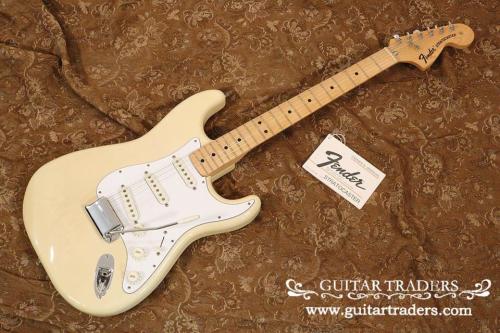 Fender 1975 Stratocaster "Blond Finish with Near Mint Condition"