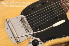 Fender 1977 Mustang_6