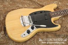 Fender 1977 Mustang_10