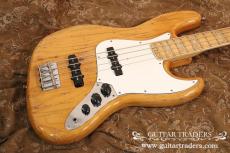 Fender 1975 Jazz Bass_10