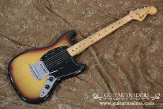 Fender 1977 Mustang