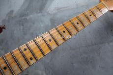 Fender Custom Shop ‘57 Stratocaster Heavy Relic / Candy Apple RED_4