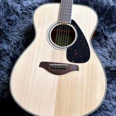 YAMAHA FS820 NT (Natural)  【定番ビギナー向けアコギ】【通販限定 クリップチューナー/ピック サービス!】