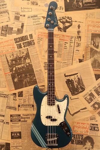 Fender 1970 Mustang Bass "Competition Burgundy"