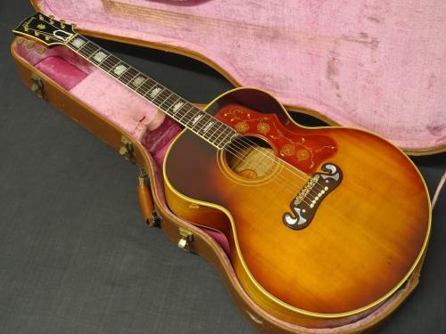 Gibson J-200 Sunburst【1963年製】