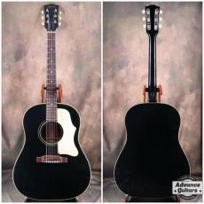 Gibson 1968年製 J-45 Ebony Black【ノンクラックながらエボニーの魅力を堪能できる最高峰の一本】