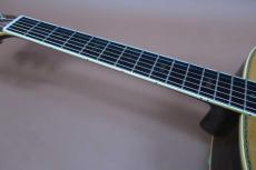 YAMAHA L-15 / 初期 Model Western Style Body・Original TM-50G Peg・Solid Ezo Spruce Top・Solid Jacaranda Side and Back・Ebony Fingerboard & Bridge・Small Guard【With Original Hard Case】 1976年製_9