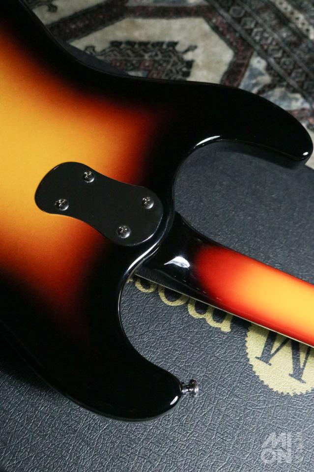 Mosrite The Ventures Model Sunburst (黒雲) 中古 1516072 Mosrite