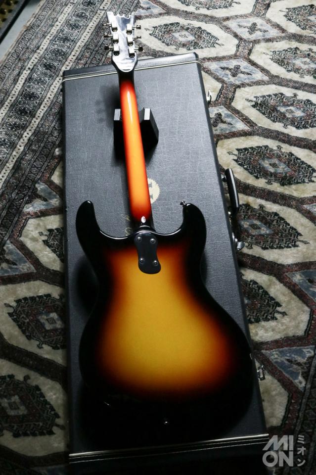 Mosrite The Ventures Model Sunburst (黒雲) 中古 1516072 Mosrite