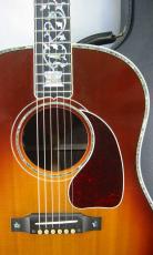 Gibson Custom Shop Monthly Limited Run J-45 Vine Custom Autumn Burst / Abalone Vine Inlay ・Solid Spruce Top・Solid Mystic Rosewood Side and Back・Figured Mahogany Neck・With LR Bags VTC 【With Original Case】2017_2