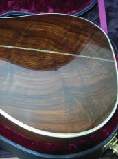 Gibson Custom Shop Monthly Limited Run J-45 Vine Custom Autumn Burst / Abalone Vine Inlay ・Solid Spruce Top・Solid Mystic Rosewood Side and Back・Figured Mahogany Neck・With LR Bags VTC 【With Original Case】2017_14