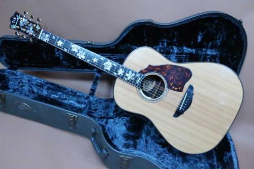 Terry's Terry Premium Terry PTJ-100 MS 45th Anniversary “Sakura”/ Abalone Sakura Inlay・Spruce Top・Indian Rosewood Side and Back・Abalone Rosette・Ebony Fingerboard and Bridge・Tortoise Color Pick guard 【With Original 