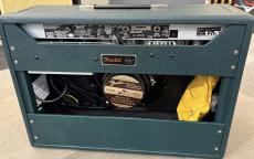 Fender FSR Limited Edition '65 Deluxe Reverb British Green [100V][22W][限定モデル]_4