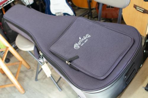 Martin  GIG BAG マーチン ロゴ入り専用GIGケース 12B0048　　マーティン アコギ ギターケース Dサイズ 