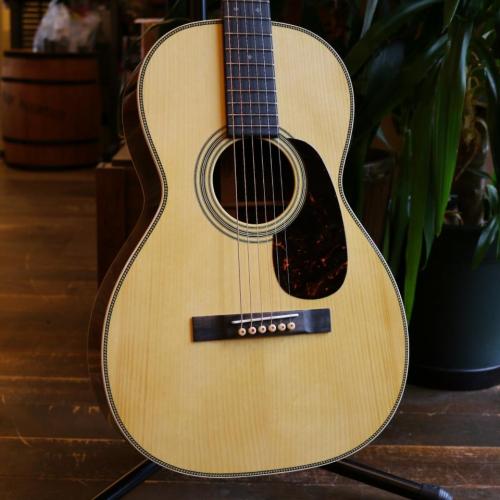 Martin Custom Shop CTM O-12Fret Slotted Headstock