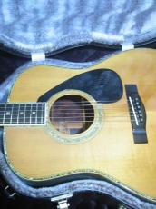 YAMAHA L-55 Custom /　Flagship Model・Head Inlay・Abalone Trim・Solid Premium Grade Ezo Spruce Top・Solid Premium Grade Jacaranda Side and Back・Terry Nakamoto Sign 【With Custom Hard Case】　1981年製_9