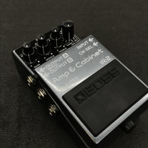 BOSS  IR-2 Amp & Cabinet