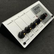 BOSS KM-04 Micro Mixer_4