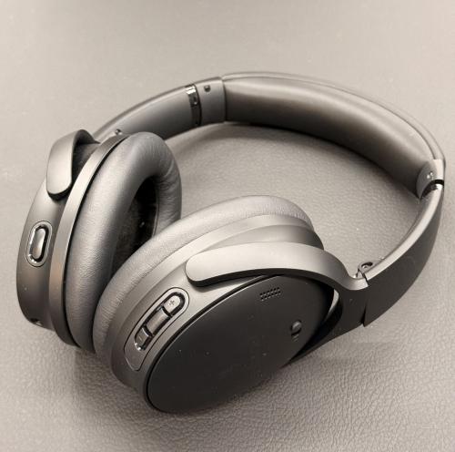 BOSE QUIETCOMFORT HEADPHONES