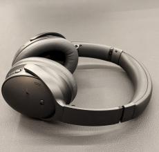 BOSE QUIETCOMFORT HEADPHONES_3