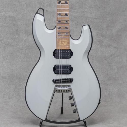 QUESTREL SWOOD Standard Matte White / 2017