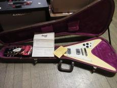 Gibson 1983 FLYING V White_9