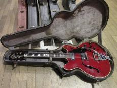 Guild 1965 Starfire V Cherry Red_11